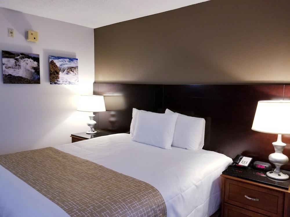 Travelodge By Wyndham Fort Wayne North Buitenkant foto
